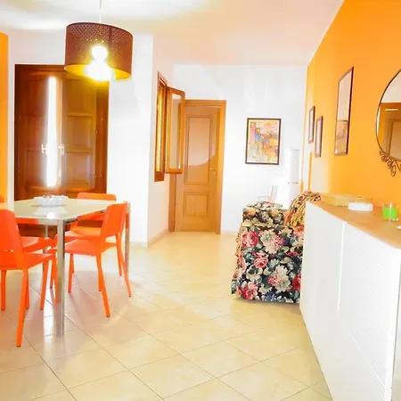Apartment Colombo E Mattarella: With Wi-fi And Free Parking *