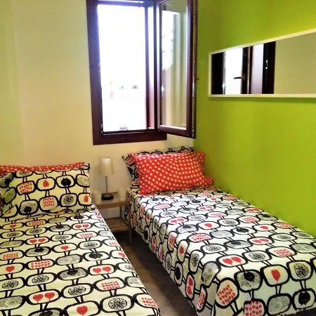 Colombo E Mattarella: With Wi-fi And Free Parking Apartment *