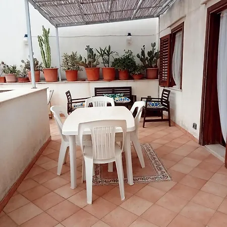 Colombo E Mattarella: With Wi-fi And Free Parking * San Vito Lo Capo