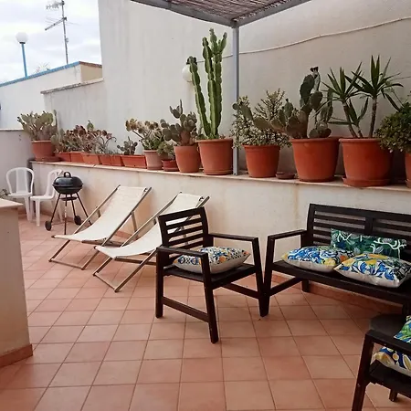 Apartment Colombo E Mattarella: With Wi-fi And Free Parking *
